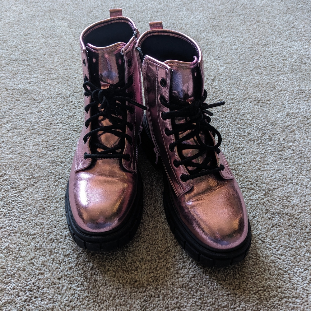 Metallic Pink Lace-Up Boots
